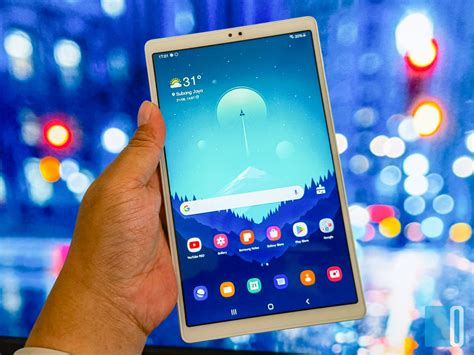 Samsung Galaxy Tab A7 Lite review .